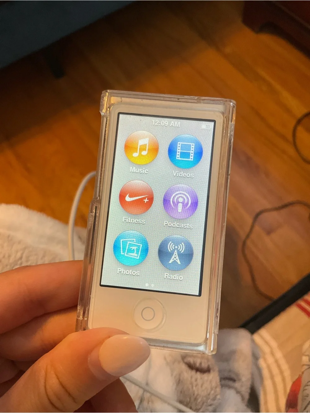 Apple IPod Nano 7th generation EXCELLENT CONDITION
